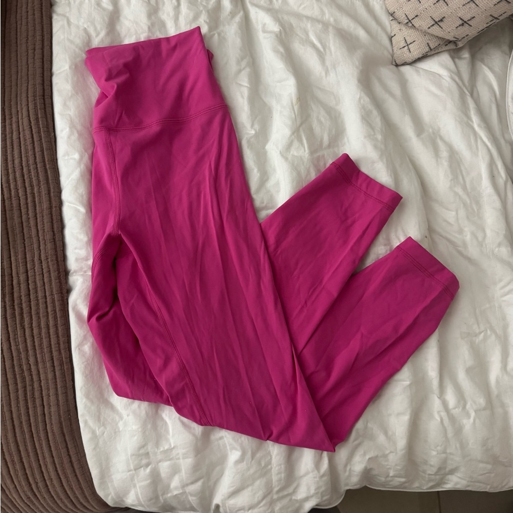 Stylish Fuchsia Leggings